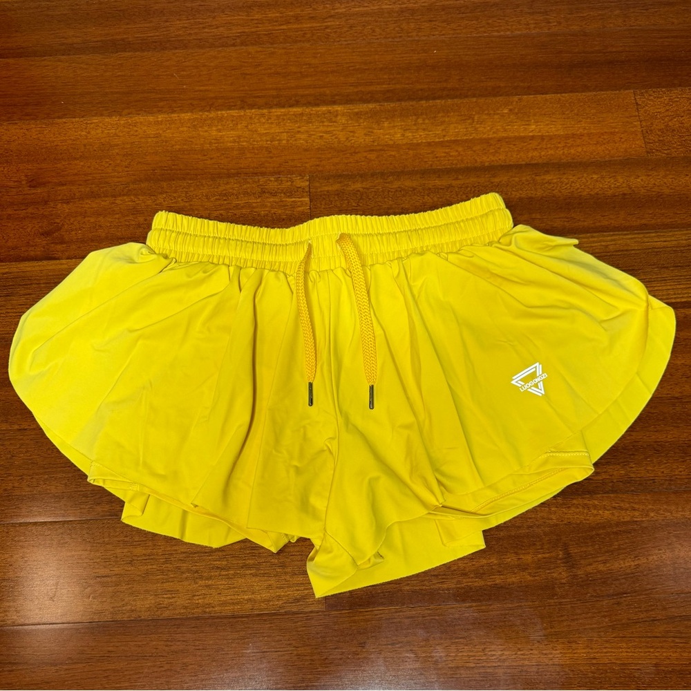 Luogonzi Flowy Workout / Lounge Shorts with Built-in Spandex